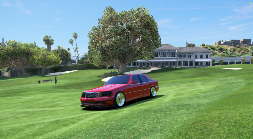 MERCEDES vienetinis automobilis