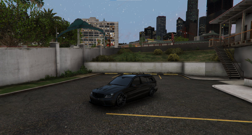 Mercedes-Benz C63 AMG Estate nevienetinis automobilis